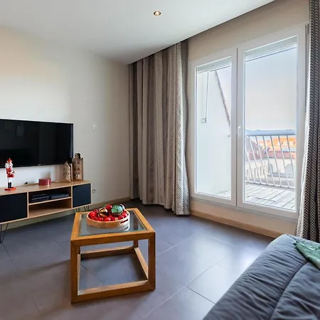 Le 12 - Center Кольмар