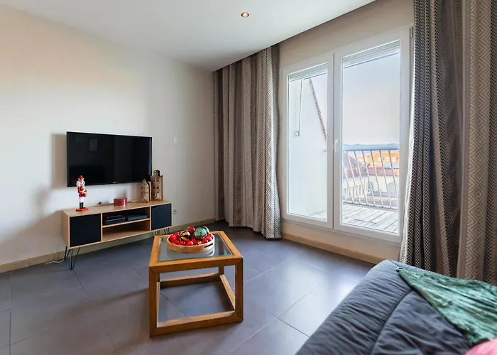 Le 12 - Center 科尔马